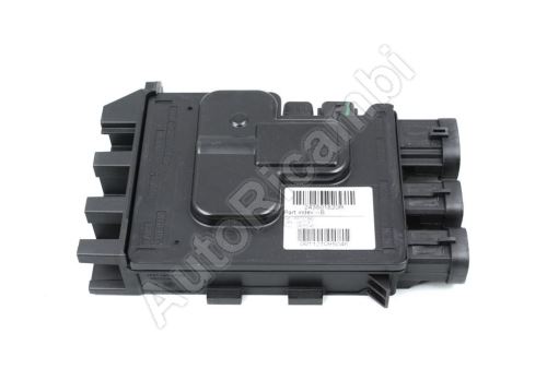 Fuse box Renault Trafic since 2014