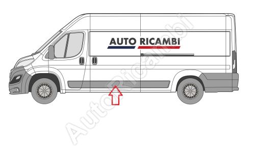 Protective trim Fiat Ducato since 2014 left in the middle
