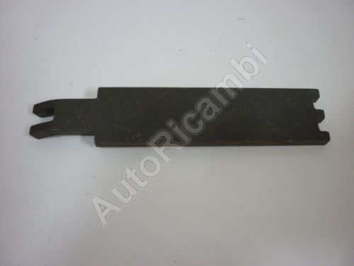 Hand brake spacer Iveco TurboDaily 59-12