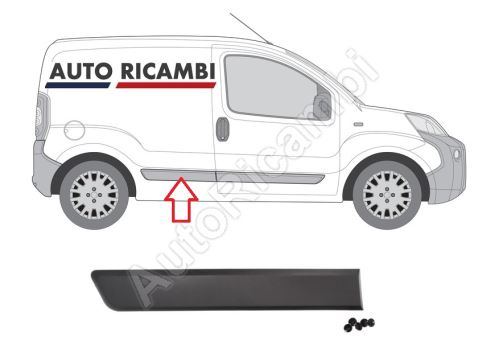 Protective trim Fiat Fiorino since 2007 right in front of the rear wheel